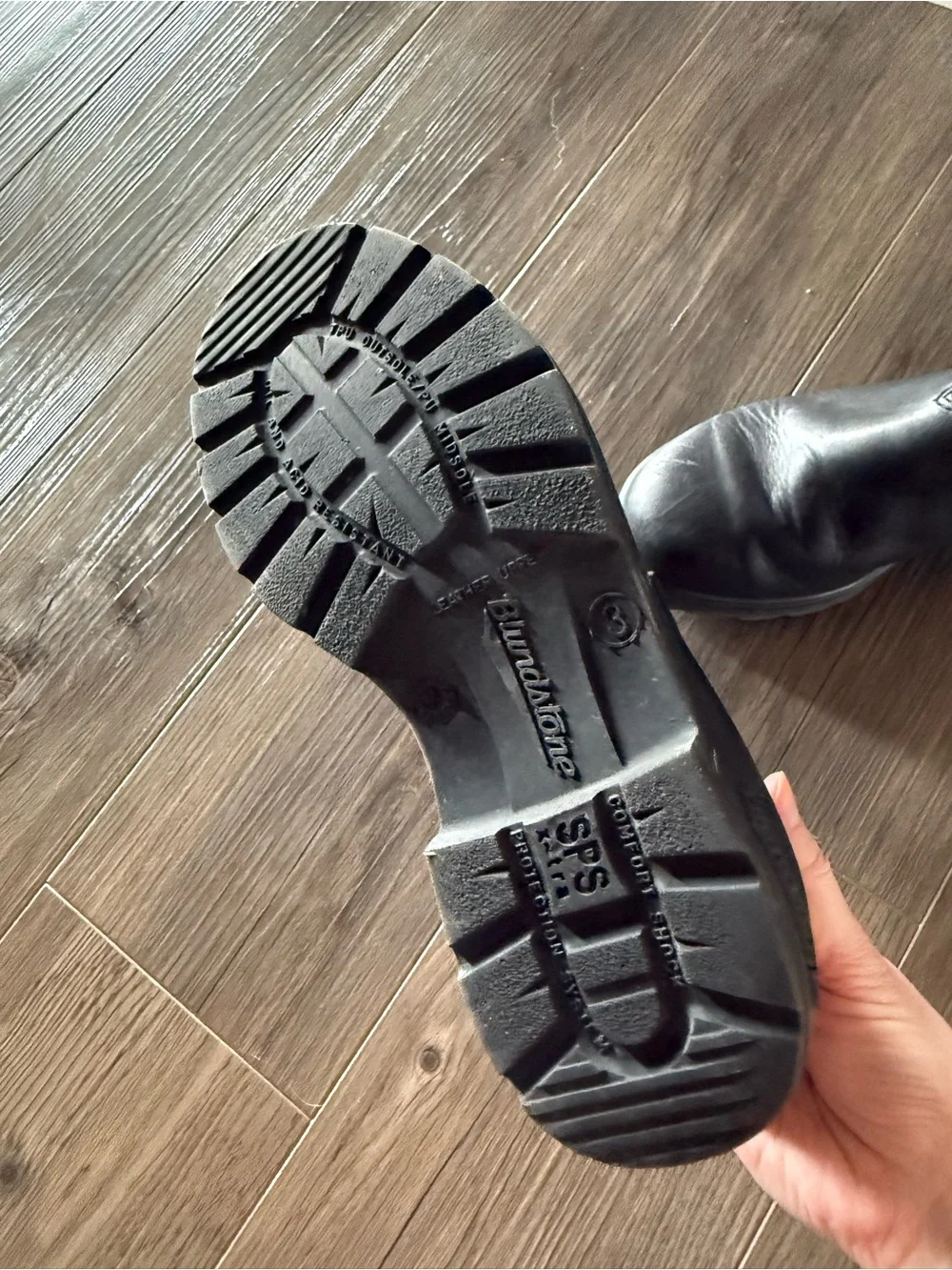 Blundstone pre owned